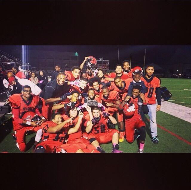 Chrissy_PO0's tweet photo. #NeverForget #RedKnightFamily 😓😢💪🏿 http://t.co/NDmtsfX0aK