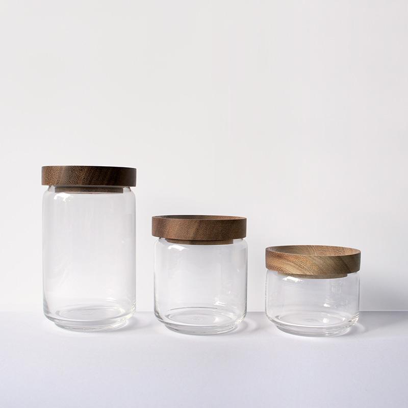 TenThingsStore's tweet image. Time to get organised in the kitchen? Glass jars now available in medium size and sets of 3 bit.ly/1H3cxos