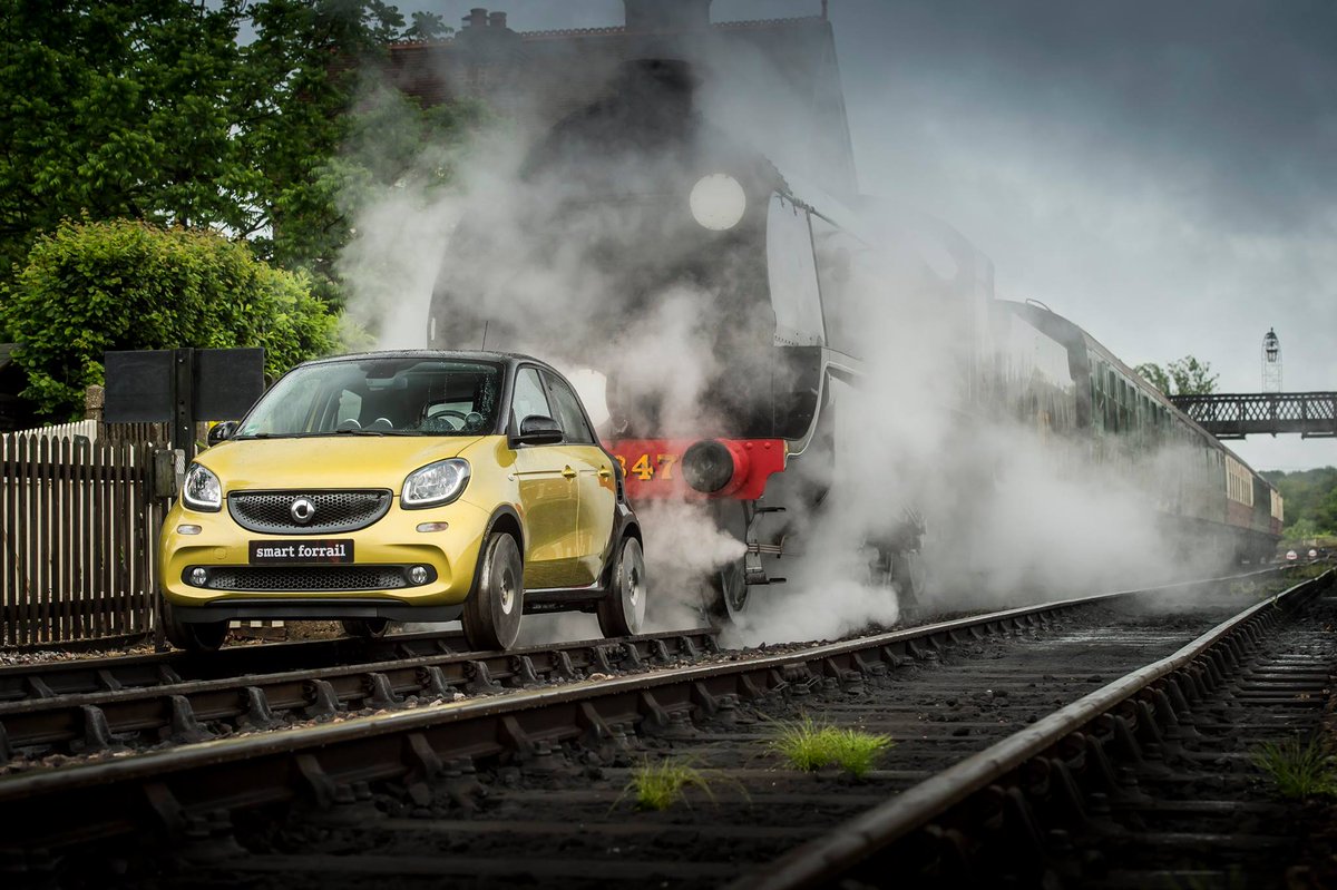 DaemonSands's tweet photo. Have #SmartCars gone off the rails? Not exactly. http://t.co/h1yNAThsj1 http://t.co/dNJ1dQ281J