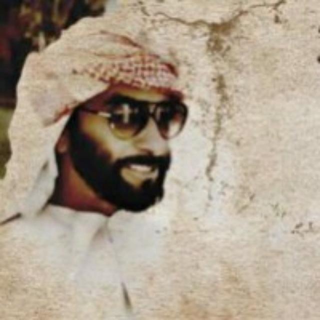 رحل..ولكن كلماته بقيت وافعاله حفظت في ذاكره كل عاشق له  اسكنك ربي فردوسه الاعلى 🙏💙
#ذكرى_١١_لرحيل_ابونا_زايد .