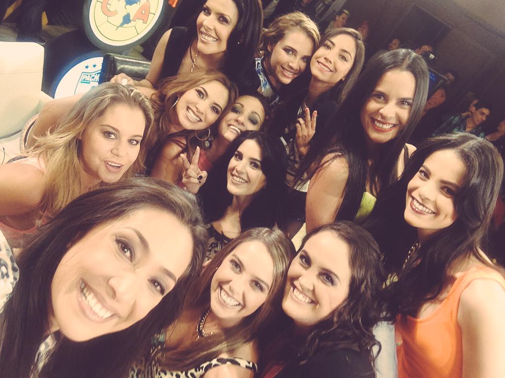 <a href="/LOCASxelFUTBOL/">LOCAS POR EL FUTBOL</a> Les deseo q les vaya súper en lo q sigue! Mucho éxito Locas hermosas! 👭👭👭👭👭👭 👠💄🏆⚽️💥