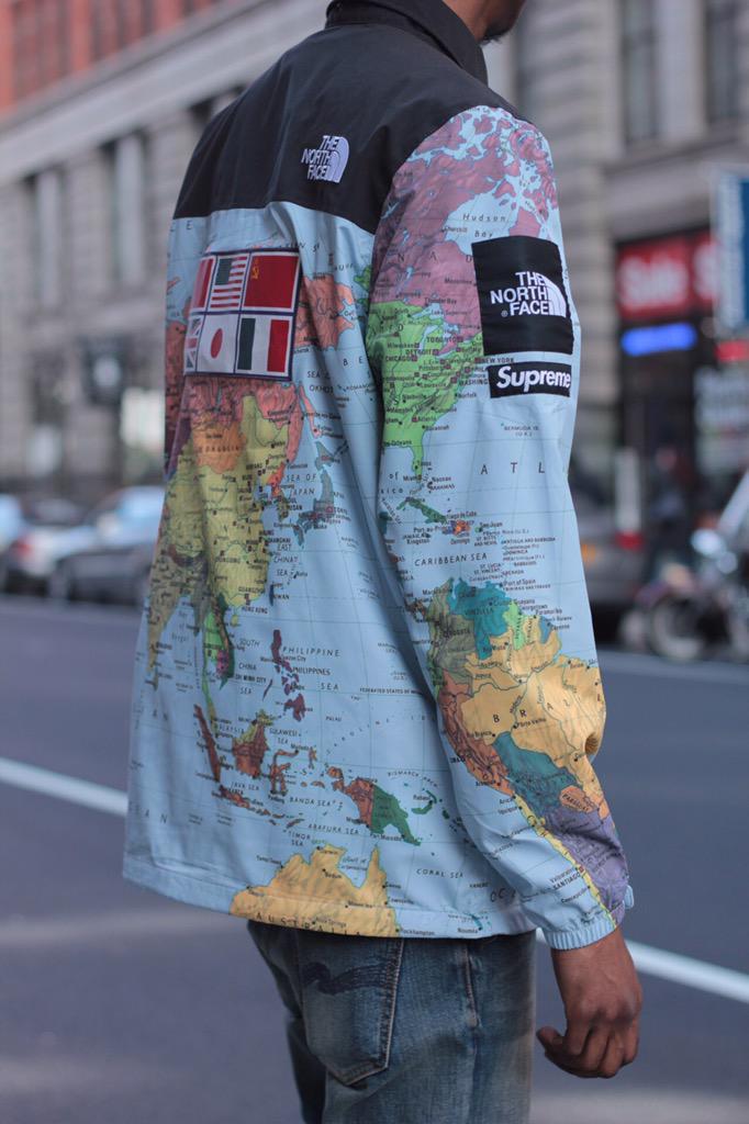 dapperdistress's tweet photo. The North Face x Supreme http://t.co/EDJs8MUIYz