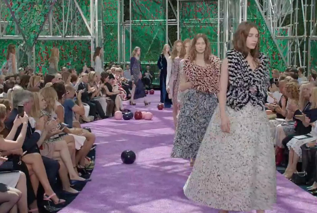 #DiorCouture finale <a href="/Dior/">Dior</a> #couture