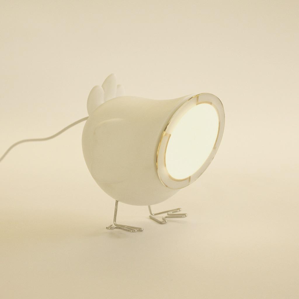 blackbody_oled's tweet photo. BEST BEFORE | OLED Lamp | USB Connection | Release October 2015

#Design #BlackbodyOLED #Artoys #Lamp #Artoyz http://t.co/BCm5Z1thwW