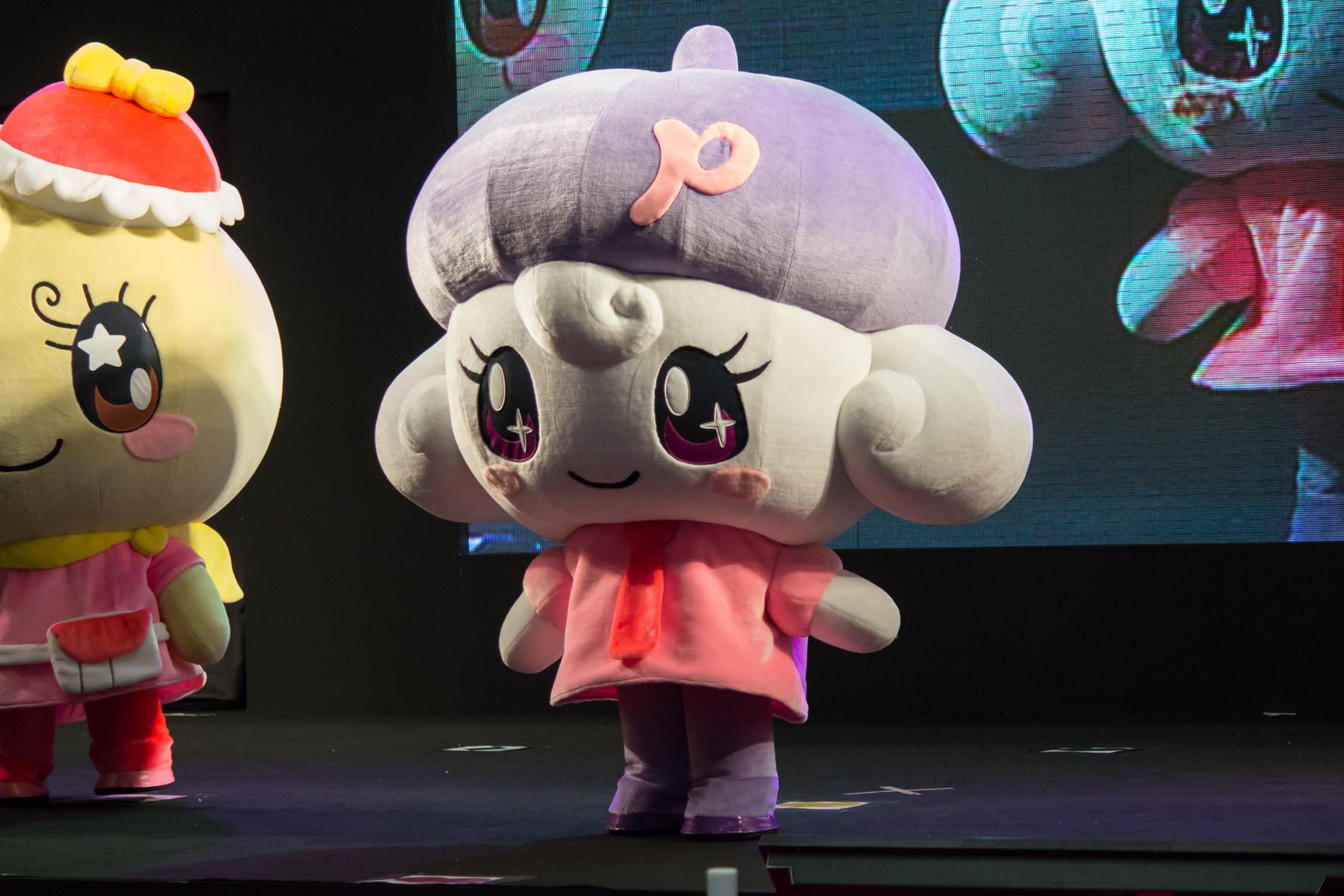 こあら Di Twitter 2年前の東京おもちゃショー13に撮影したピアニっちの着ぐるみ初登場の写真です 隣の着ぐるみ も同時期に登場 2年経つのか早いな たまごっち ピアニっち生誕祭15 Http T Co Huw3o2uts0 Twitter こあら Di Twitter 2年前の東京おもちゃショー13に撮影したピアニっちの着ぐるみ初登場の写真です 隣の着ぐるみ も同時期に登場 2年経つのか早いな たまごっち ピアニっち生誕祭15 Http T Co Huw3o2uts0 Twitter