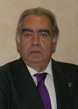 SerGuadalajara's tweet photo. ULTIMA HORA Ha fallecido D.Ramón Ochoa a los 65 años, Presidente del Colegio de Médicos de Guadalajara y de CLM. DEP http://t.co/jL6zvPsWFj