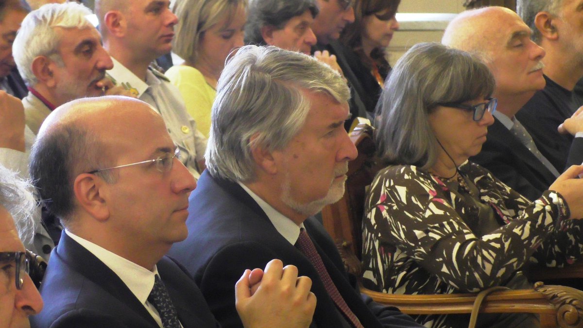 panlabunime's tweet photo. Il ministro @PolettiGiuliano inaugura #PanLab, polo innovativo su agroalimentare realizzato da @unimessina. http://t.co/T6vyX9nqQ6