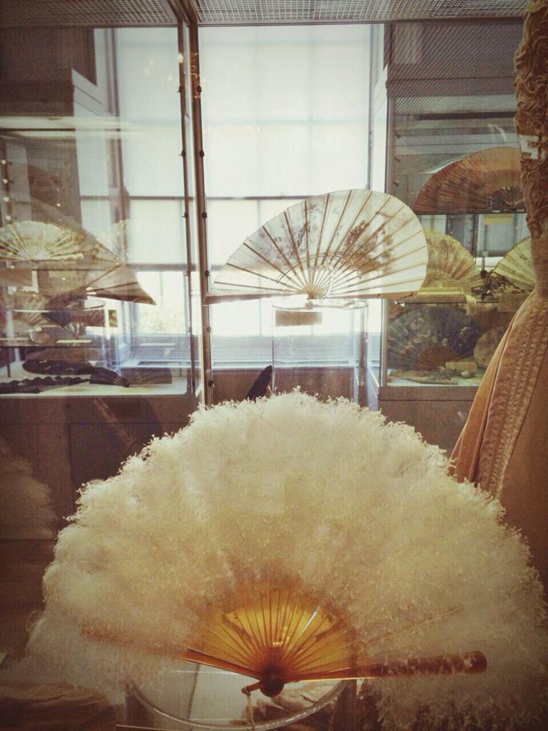 rapsodiafestiva's tweet image. #Fans #Éventails #Abanicos  @TheFanMuseum London 

fancircleinternational.org
