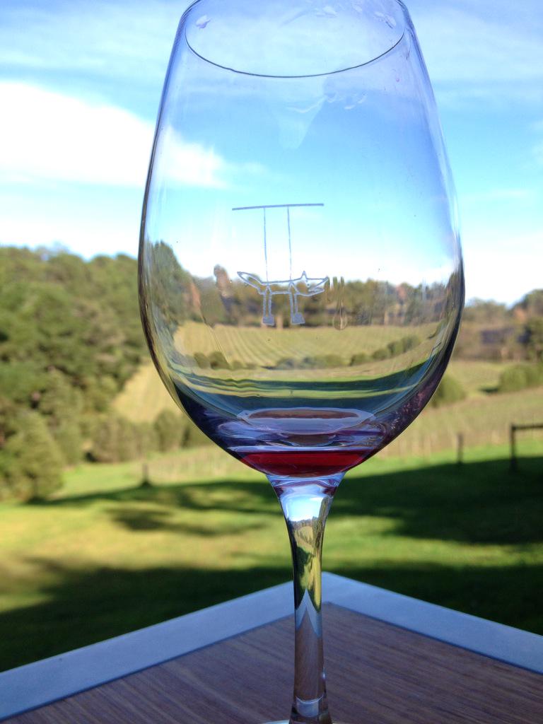 bcarkley's tweet photo. Lovely little gem @foxeyswine We are coming back for lunch for sure! http://t.co/atca7RcMAO