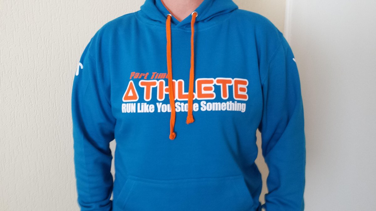 RunLYSS's tweet photo. @UKBusinessRT PartTimeAthlete© Range just released to UK 
 great for evening running  http://t.co/EgtwJ2Ulg0 http://t.co/ZgMnYsDBrO