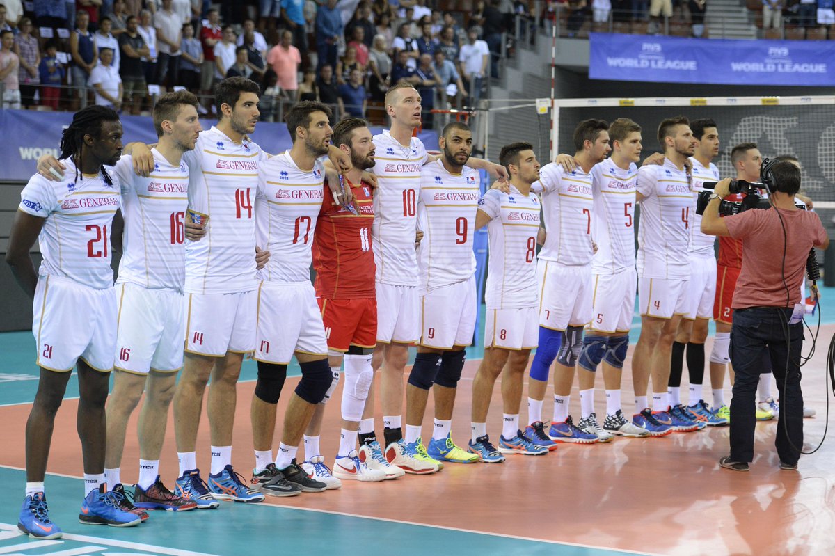 justVolleycom's tweet photo. Rendez-vous en Bulgarie !! #TeamYavbou #WorldLeague2015 http://t.co/BWFVHyEUQm http://t.co/7YHkefVNt0