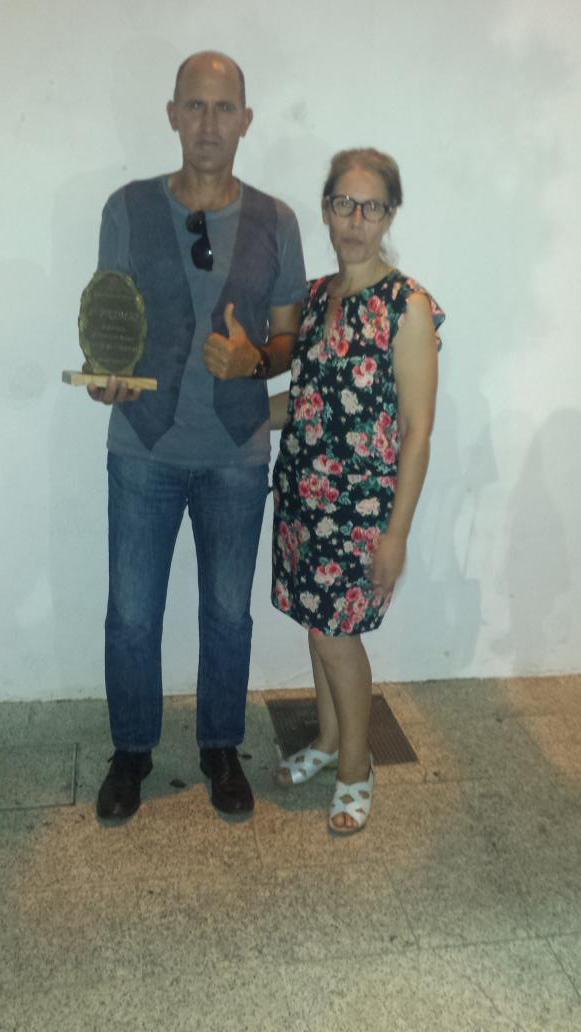 bandatrigueros's tweet photo. Parte de nuestra banda ayer recibiendo nuestro trofeo de segundo puesto en el certamen de bandas de Olivares 2015 http://t.co/lPwHyJQrb9