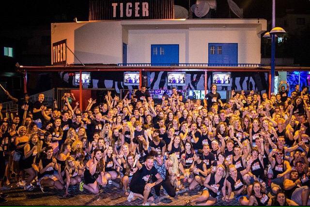 Evans1996Luke's tweet photo. Mayhem bar crawl was the sickest #mayhembarcrawl #AyiaNapa2015 http://t.co/jP9vYotz5O