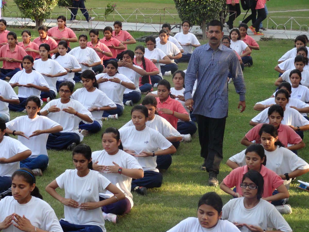 SHIFUJIJAIHIND's tweet photo. #selfdefensetraining #Womenempowerment #Mumbai #Delhi #BestFitnessMaster #selfdefensetrainer #selfhealingworkshop http://t.co/3w4upfkUI6