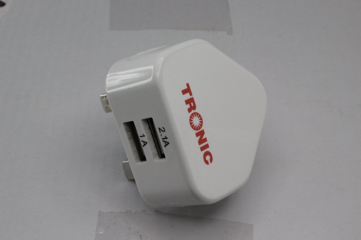 Tronic_ae's tweet photo. #TRONIC UB Range #USB AC #Adaptor #Tanzania #business #retail #Industrial #traveler http://t.co/uomsjPtCEG