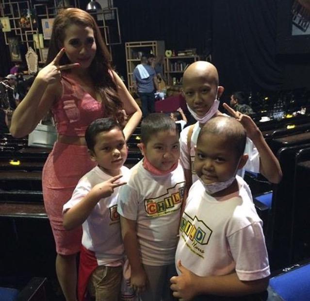 AdorableKarylle's tweet photo. child haus kids
#NextAttractionConcert
© imdaydee ;) http://t.co/RcjoEqJRQl