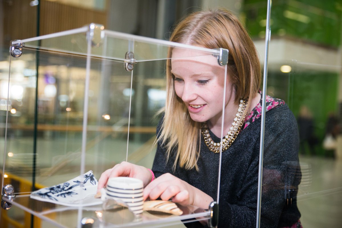 <a href="/GNCCF/">GNCCF</a> announce Stephen David Graham <a href="/SDGCeramics/">Stephen David Graham</a> installation artist &amp; @Hattie_Lawton Artist-in-Residence #ceramics