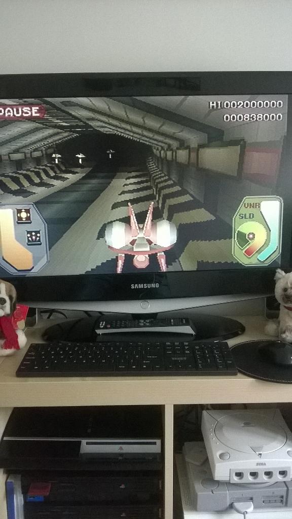 madstedotcom's tweet photo. Have no idea what's happening but still more fun than tunnel b1 #extrabright #ps1 #retrogaming #gamersunite http://t.co/3SaspThkuE