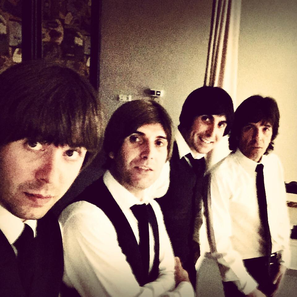 FlamingShakers's tweet photo. Grandísimo fin de semana!  @BcnHarleyDays @riffbizz #BarcelonaHarleyDays2015 #CostaBlanca #Barcelona #Beatles http://t.co/qgV1cJFalz