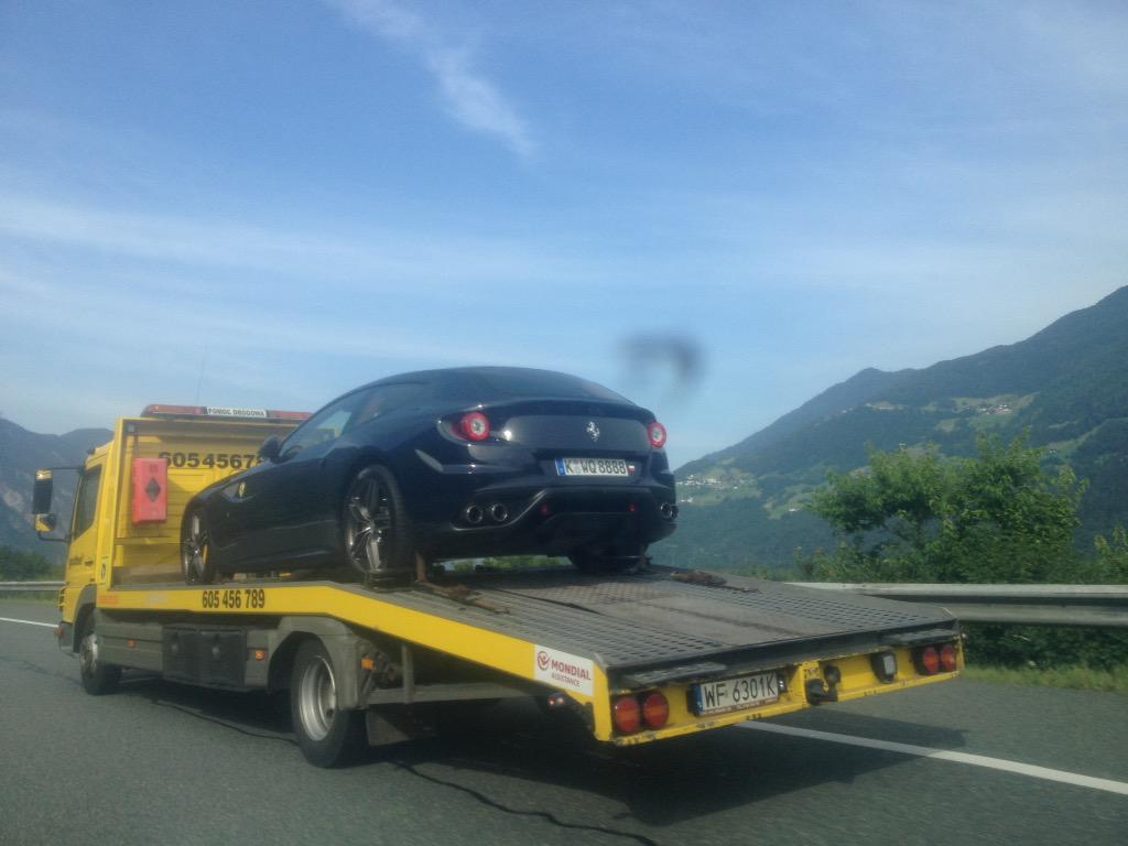 MotorenMarcha's tweet photo. Los Alpes y sus hermosos paisajes! http://t.co/tt67aT0Hkq