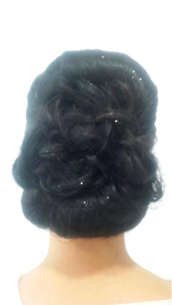 Hairofleigh1969's tweet photo. Have a special occasion to attend? Our #hairstylist 'Jenny' will complete your look with #makeup! #hairandbeauty http://t.co/zIGj5lDxqE