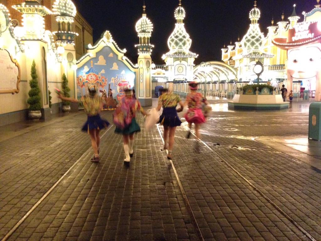 foreversmile420's tweet photo. そういえば昨日Disneyいったの💗💗 http://t.co/p5dtMgWGBn
