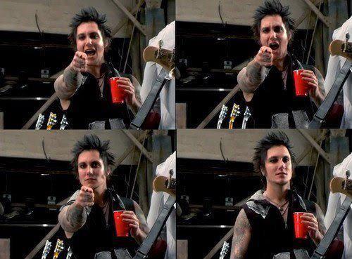 Happy 34th Birthday Synyster Gates!       
