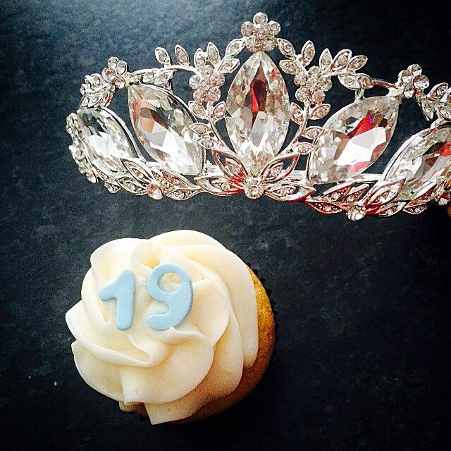 EmmaSonck's tweet photo. Happy Birthday to me!!! http://t.co/sbWpRbTw5b