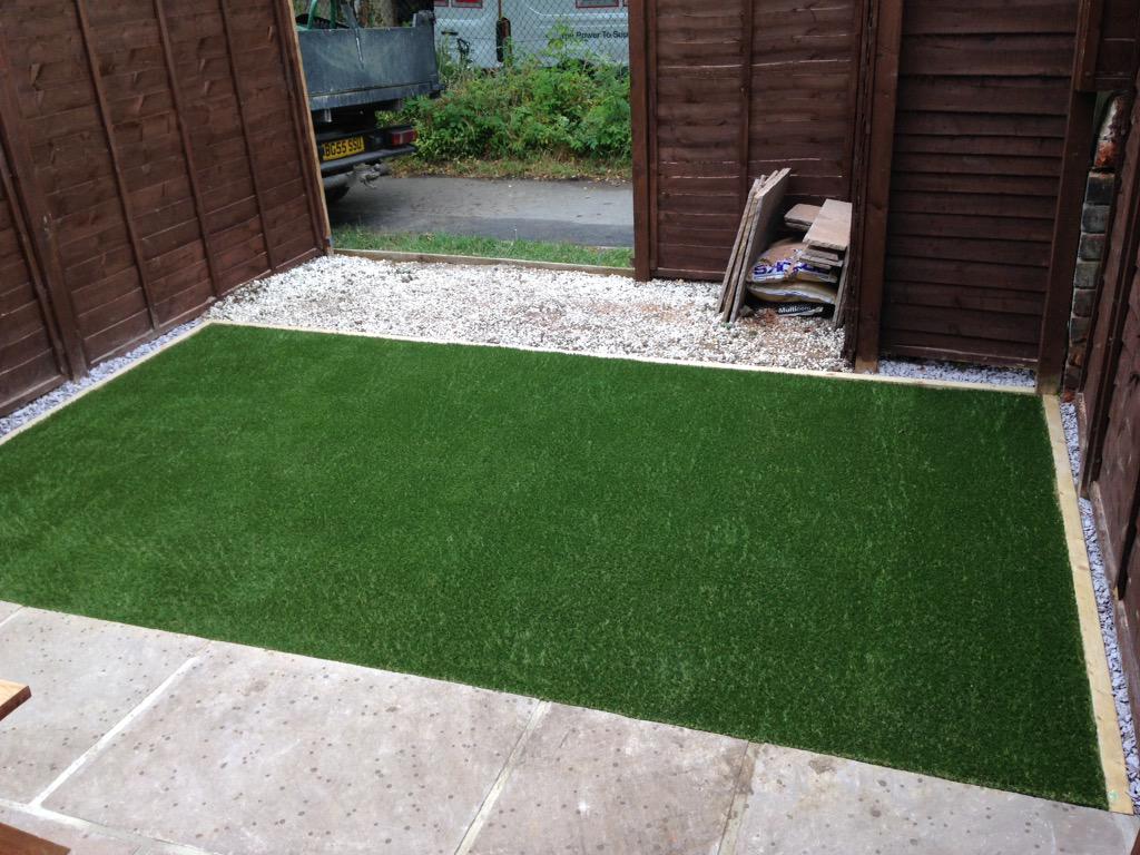 EGMlandscapes's tweet photo. Another installation today with our most popular Elise lawn by @Namgrass @namgrass_morgan #transformed http://t.co/UV1Xf3I6Cs