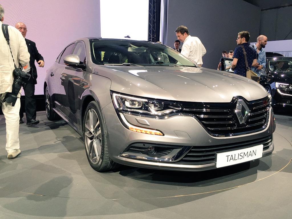 2015 - [Renault] Talisman [LFD/KFD] - Page 21 CJPACldWIAAP7Zf