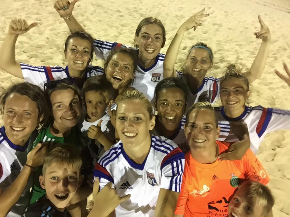 GauvinCharlotte's tweet photo. Weekend de folie ! ๐๐ #ententeimprobable #asseol #2014Troyes #2015OL #2016ASSE #AMITIE โค๏ธ http://t.co/6o4d0kaMzg