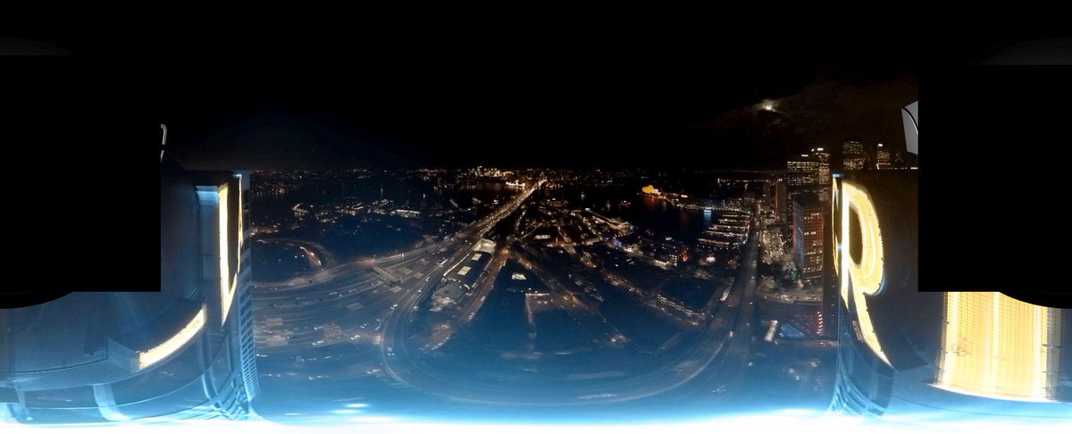 VREVOLVE's tweet image. Froze on top of Shangri La Sydney while our camera rig hangs off the edge of a 40 story building. @Bobby_VREvolve #VR