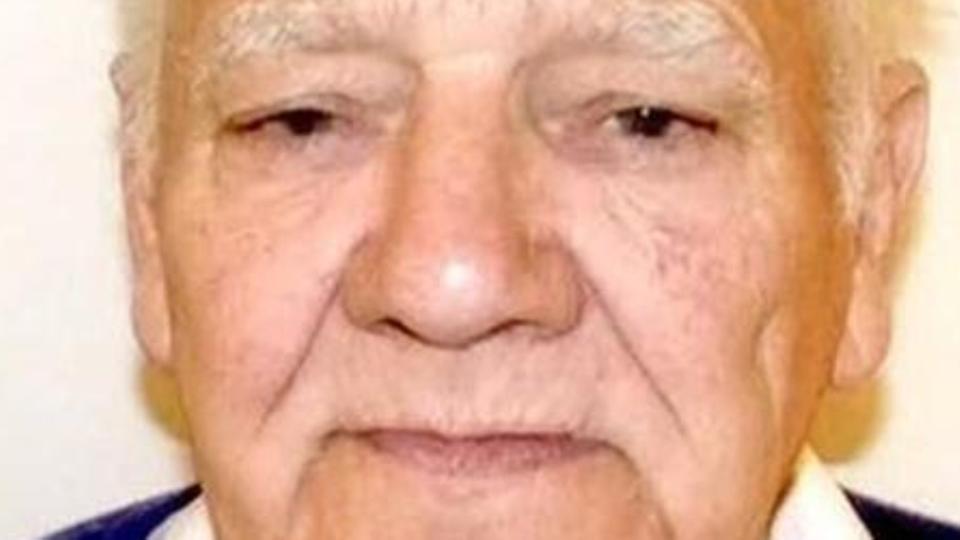 IrishTimes's tweet photo. Renewed appeal for help in finding missing man (72) http://t.co/XYGNDrDISu http://t.co/Z3BzZgTQq6