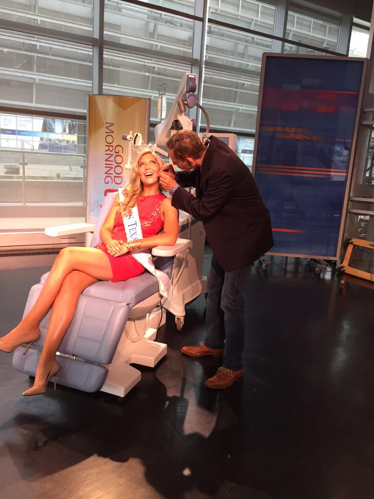 MikeCastellucci's tweet photo. Dr Mike with a post pageant check up. @shansanderford @wfaagmt http://t.co/miJrT7RUtC