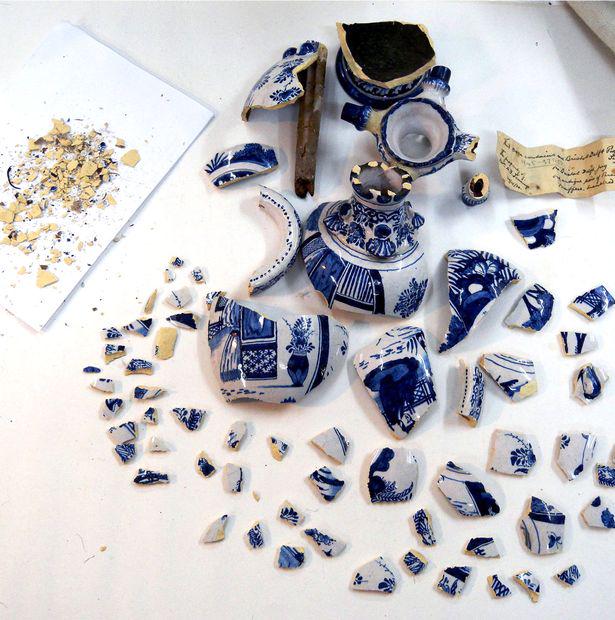18th century jug smashed into 65 pieces by little boy rebuilt by museum curators mirror.co.uk/news/uk-news/1…