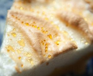 RecipePie's tweet image. Best lemon meringue pie recipe. Fresh and delicious. recipechocolatepie.com/lemon-meringue… #pie #recipe #lemon