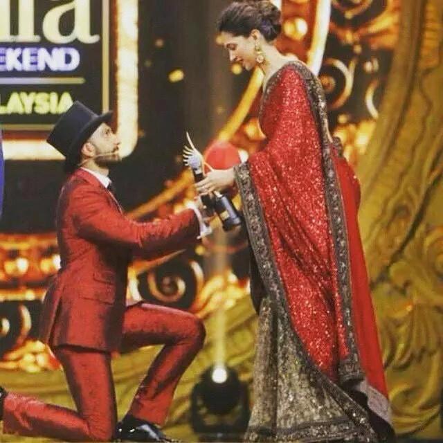      Happy Birthday Ranveer Singh  Keep smiling 
Stay blessed 