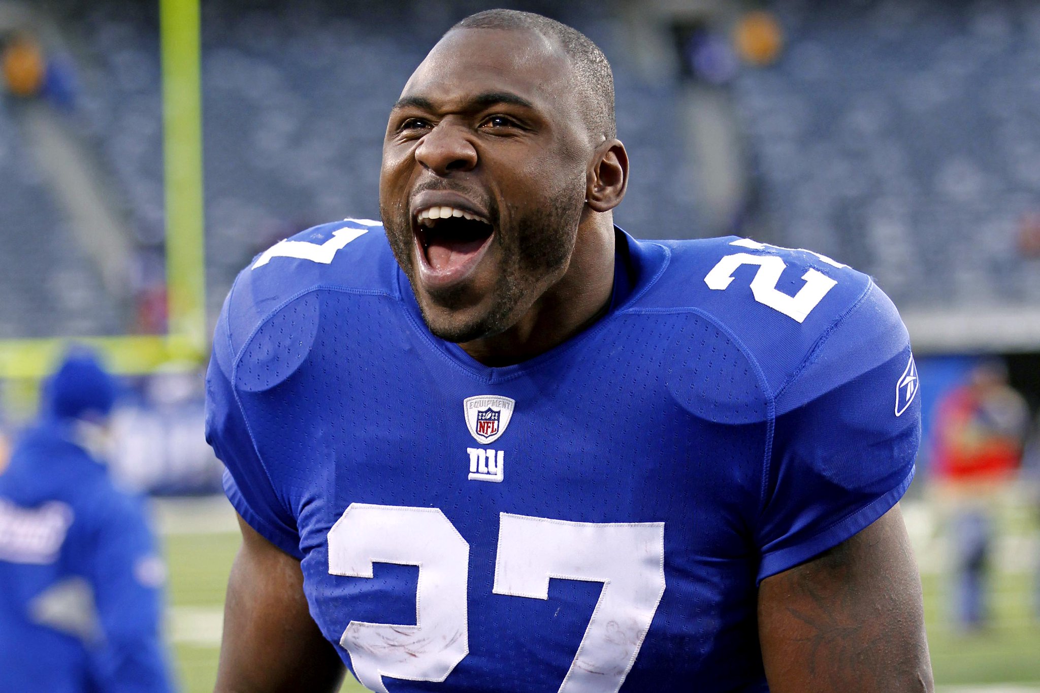 Happy 33rd birthday to the one and only Brandon Jacobs! Congratulations 