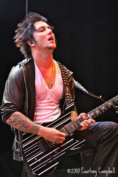 Happy Birthday Synyster Gates !!!!!!!! ily<3 