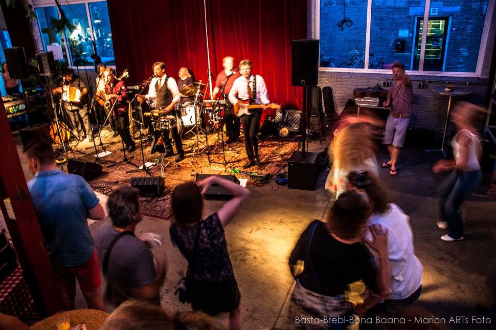 Rolero's Xl, Vierdaagse. Zaterdag 18 juli, 21.00, de Zeester, Waalkade. Woensdag 22 juli, 23.00, café Weerlicht.