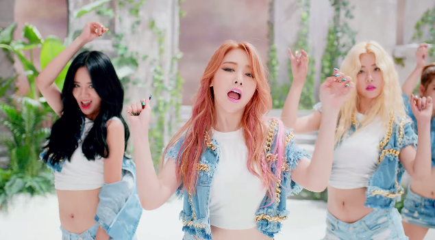 gsdbrazil's tweet photo. [CAPS] Girl's Day 'Ring My Bell'  MV http://t.co/v7p1VW1s20
