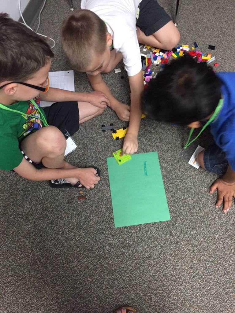 Maddie Ziegler tweet media