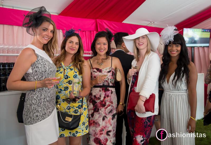 Enjoying the 156th #queensplate #QP15  <a href="/WoodbineRacing/">WoodbineRacing</a> #hatsandhorseshoes <a href="/TheSocialCTV/">The Social</a> #PARTY <a href="/Joyce_Richards/">Joyce Richards</a>