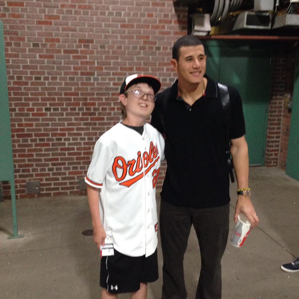 Happy birthday to my favorite player Manny Machado 