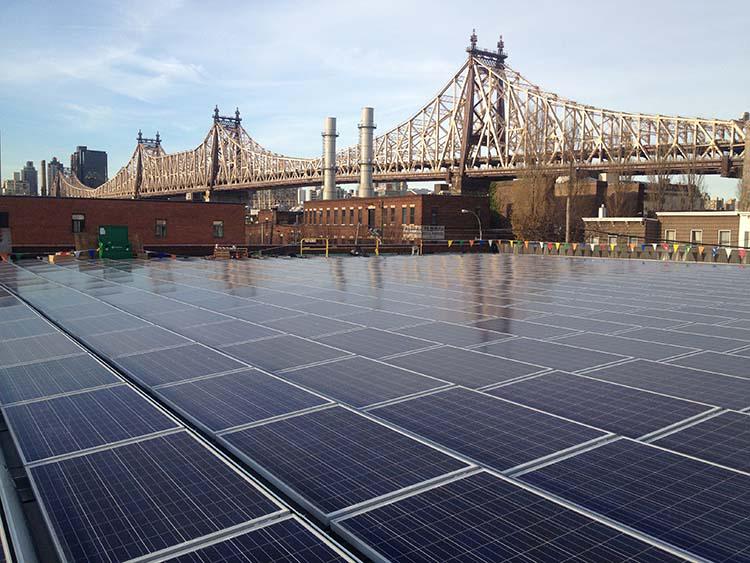 The growth of solar in NYS has increased more than 300 percent from 2011-2014: on.ny.gov/1fhl94Z #NYSun