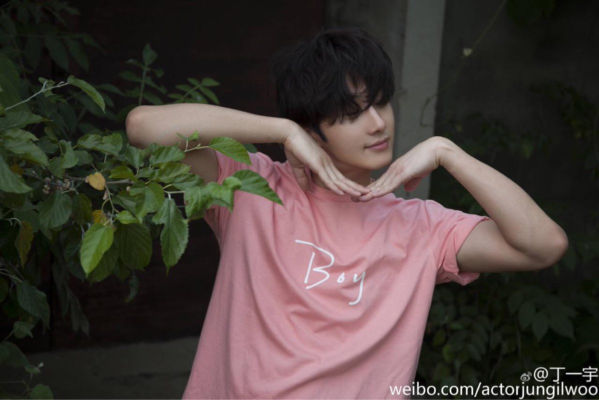 JungilwooTW's tweet photo. [微博] 15/7/6 19:44 高品格單戀電視劇正在用心準備中!! 我今天有一點BOY 😀 #XTORE @XTORE http://t.co/hty9knfhdu http://t.co/M620mUBs7V