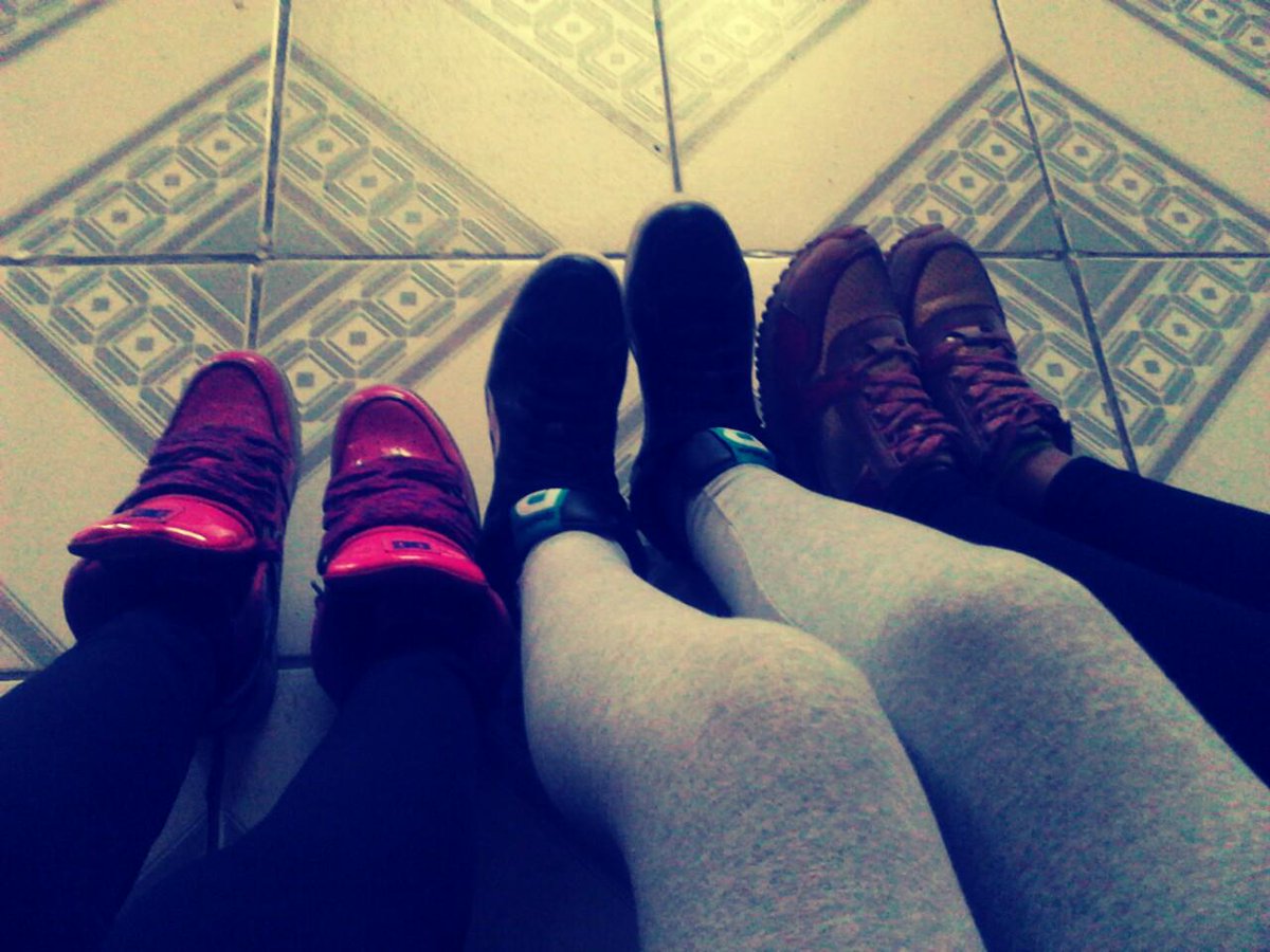 priscidaina's tweet photo. Con unas lindas http://t.co/xH01btEbem