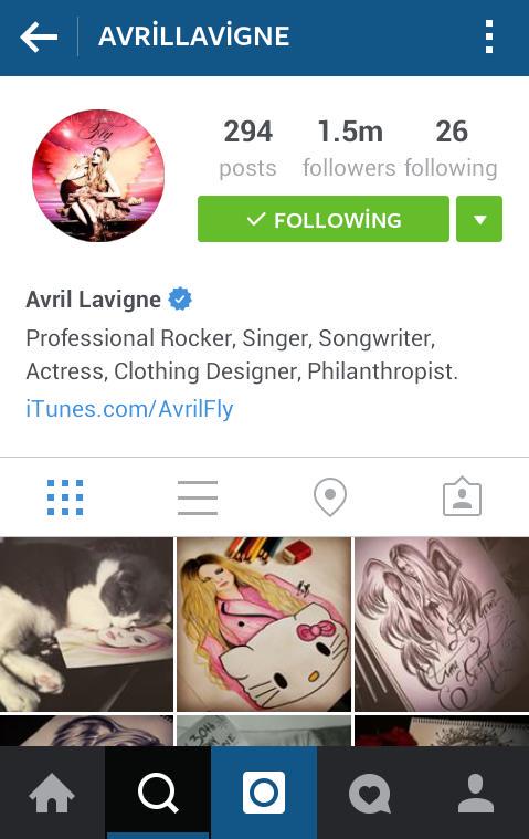 HuggingAvril's tweet image. She have 19M followers via Twitter. Follow she on instagram now too ❤ 
IG ACC: instagram.com/avrillavigne/ @AvrilLavigne