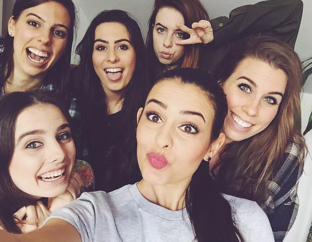 m_magazine's tweet photo. EXCLUSIVE: @Cimorelliband dishes on their new mixtape #HeartsOnFire: http://t.co/2lSSFkVE1O http://t.co/jyUSiy1MJF