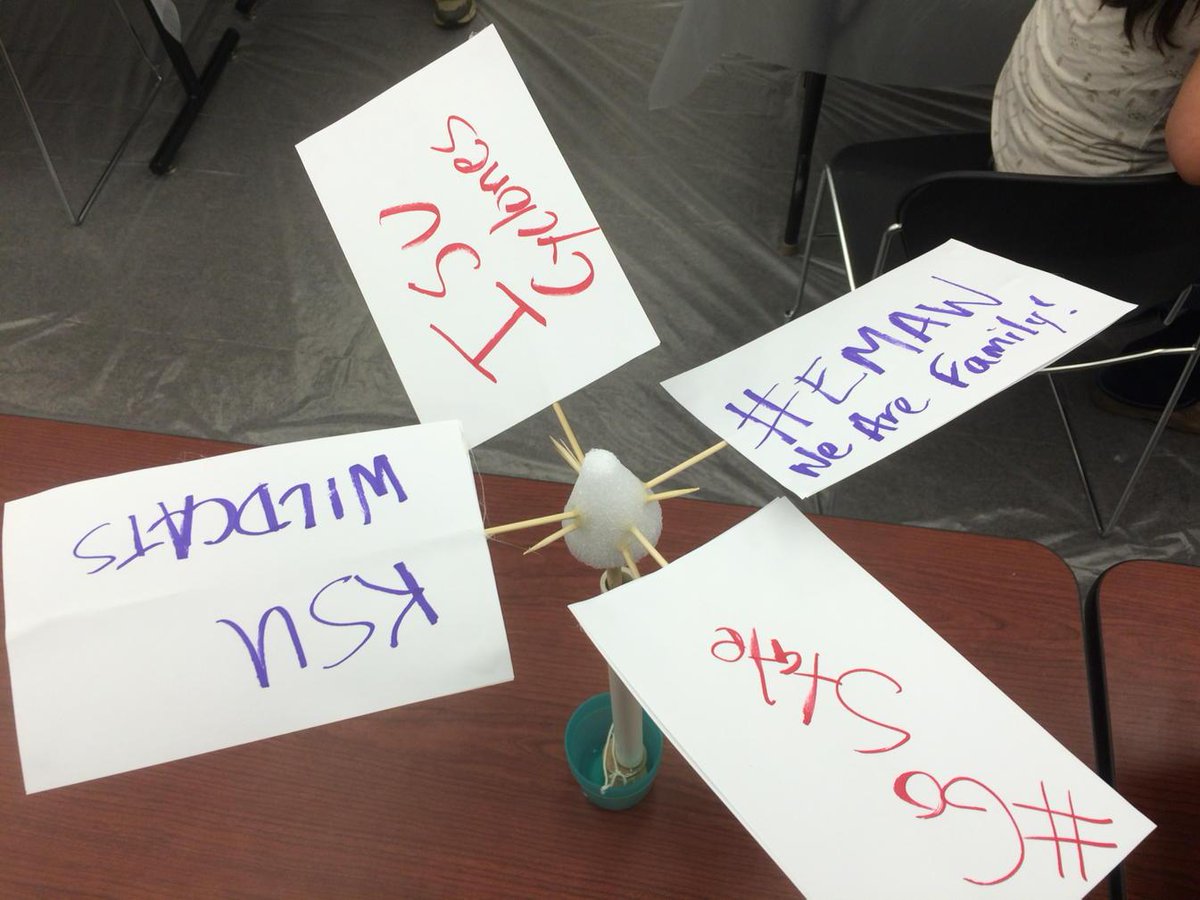 KSUnCattle's tweet photo. Joint engineering excellence in harnessing the wind! @case4learning @Day_AgEd #CASEAPT2015 #CASEWildcats #TeachAg http://t.co/ZkA16FjoBG